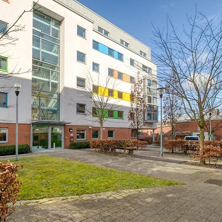 Bright & Central Room In Luton, Sleeps 2 Luton  Exterior foto