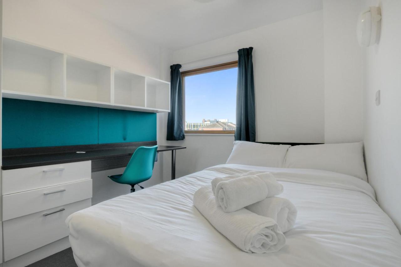Bright & Central Room In Luton, Sleeps 2 Luton  Exterior foto